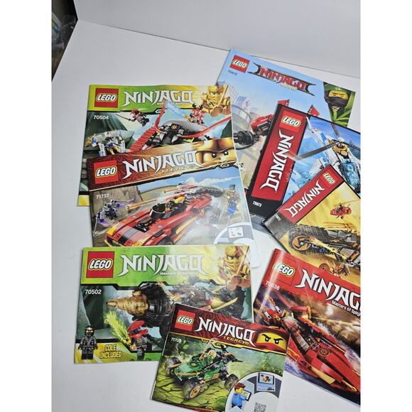 LEGO Ninjago Lot Building Instructions - Picture 1 of 3